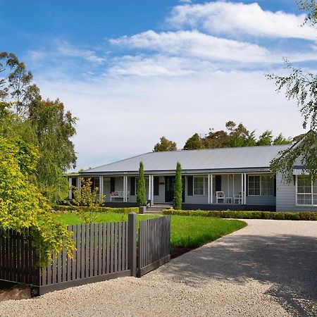 Peahen House Villa Trentham Exterior photo